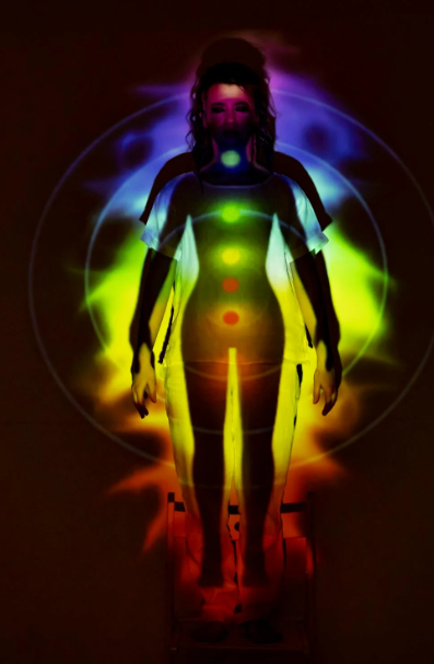 Chakra healing in Corona.